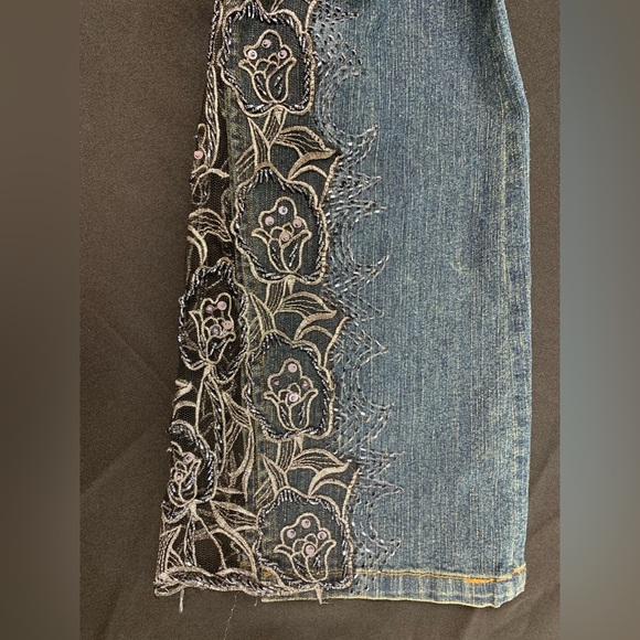 Boston Proper Size 4 decorated jeans Like New - Picture 10 of 10